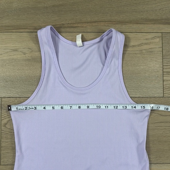 Under Armour Women's Purple Tank Top - Picture 5 of 8